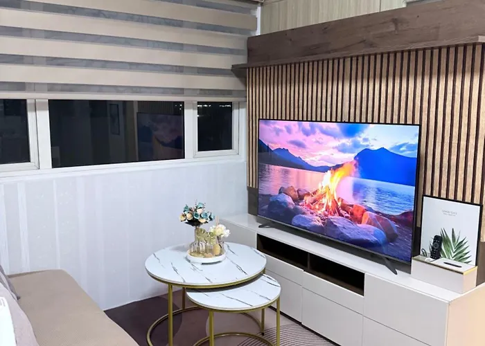 2 Bedroom Condotel Shore Pasay Aparthotel Manila